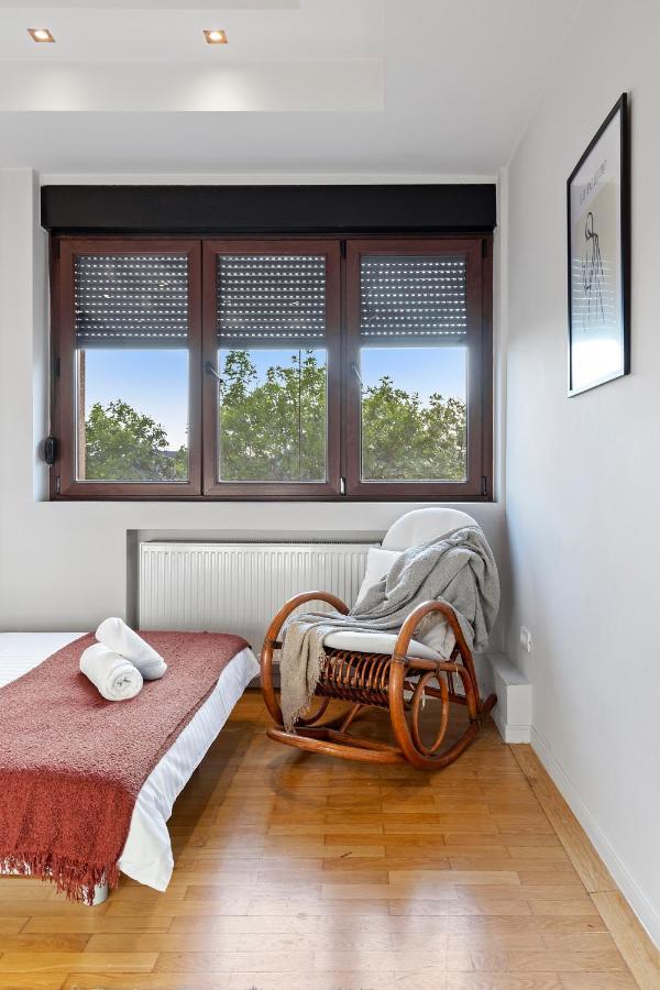 City Heart Retreat Elegant Apartment Bukarest Exterior foto